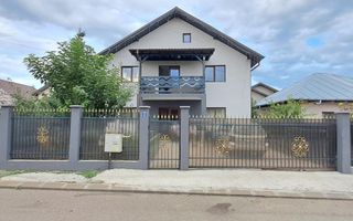 LUNCA CETATUII, CASA individuala , 8 CAMERE - Poză 1