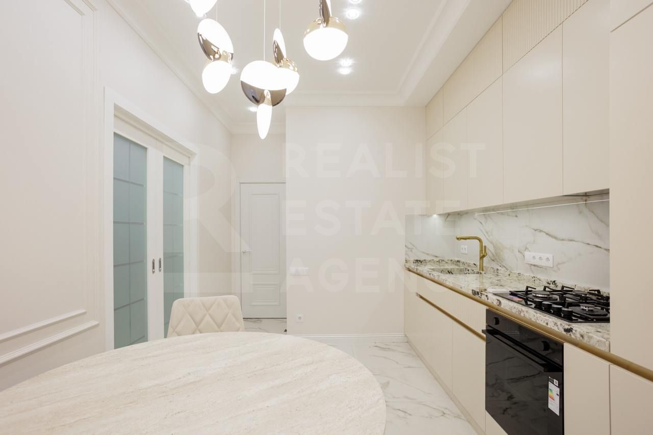 Chirie, apartament, 1 cameră + living, strada Moara Roşie, Centru - Poză 5