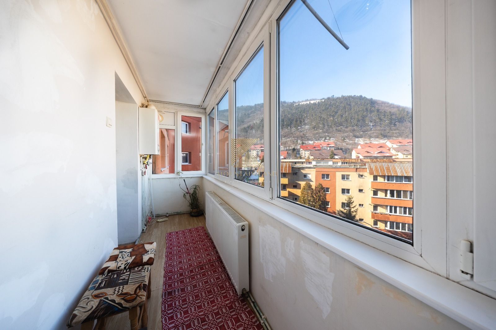 Apartament 3 camere, vedere superbă, Răcădău, str. Carpenului - Poză 6