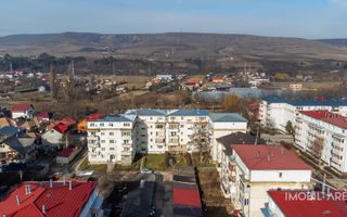 Apartament cu 3 camere de vânzare - Poză 14