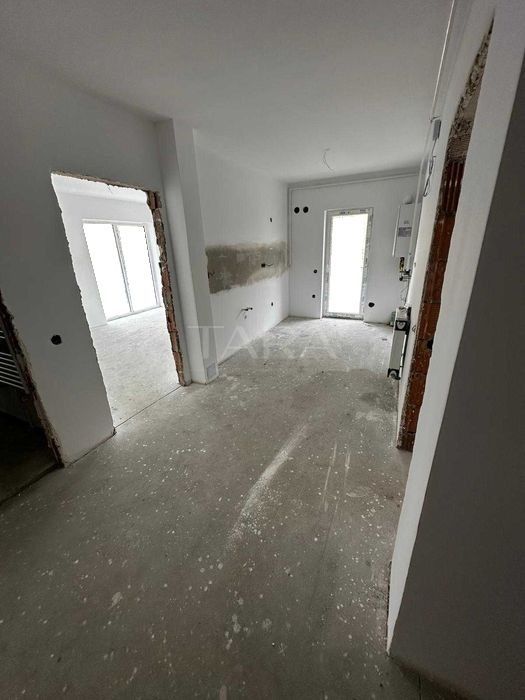 Apartament 2 camere, Florești, zona Eroilor - Poză 1