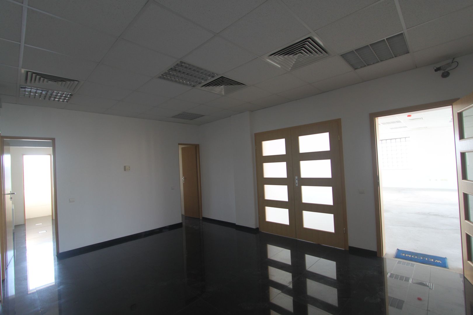 Cladire de birouri - zona Semicentrala - Poză 26