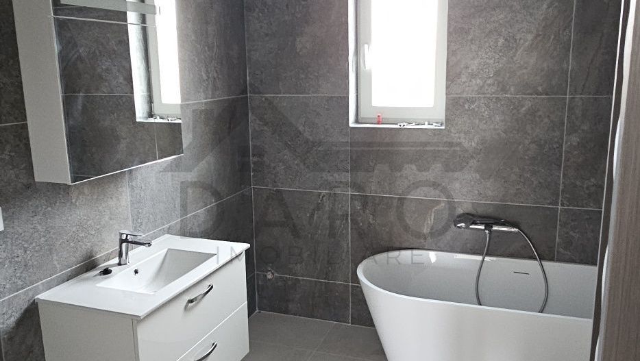 Inchiriez casa nouă - Poză 3