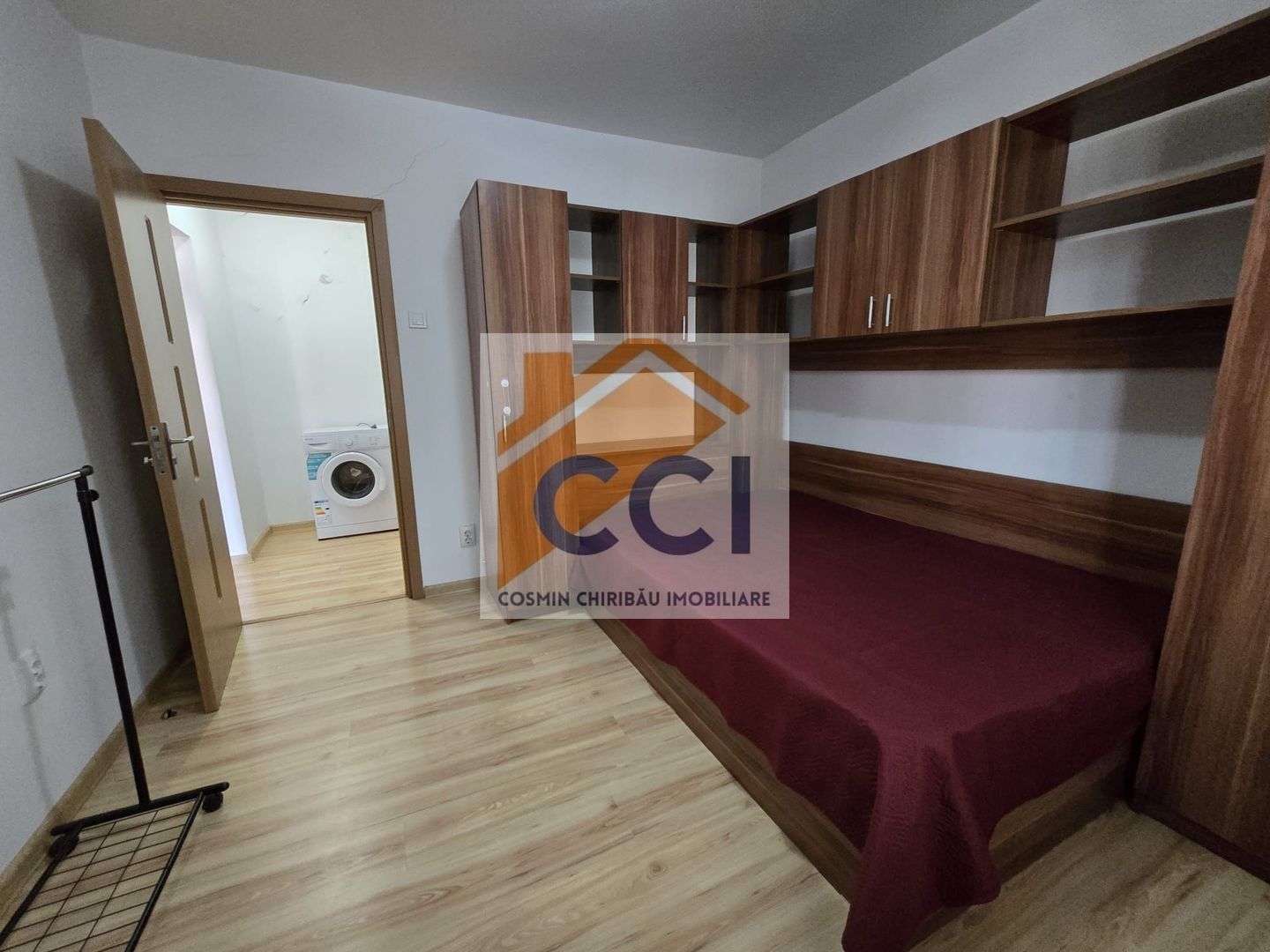 DE VÂNZARE - Apartament cu 2 camere în Bacău - Etaj 1 - Poză 14