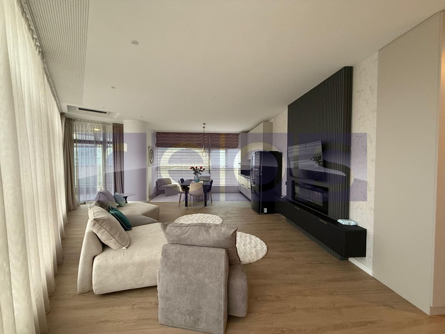 INCHIRIERE 4 CAMERE | ONE NORTH LOFT | MOBILAT SI UTILAT LUX | LOC PARCARE | - Poză 4