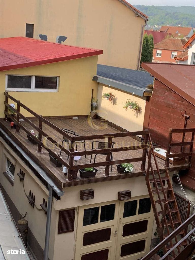 Apartament spatios cu 3 camere - Poză 11