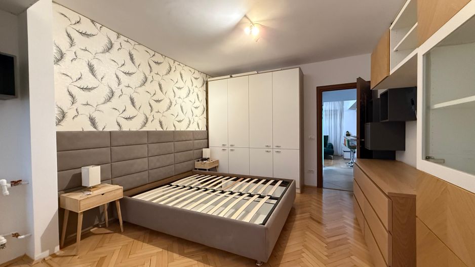APARTAMENT 3 CAMERE | B-DUL BUREBISTA | ZONA CENTRALĂ - Poză 4