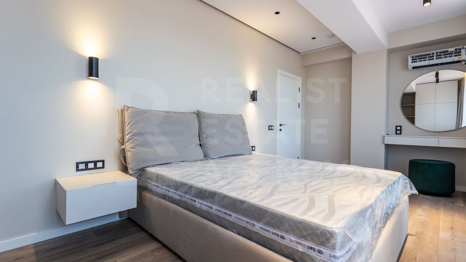 Chirie, apartament, 2 camere, strada Calea Ieşilor, Sculeni - Poză 1