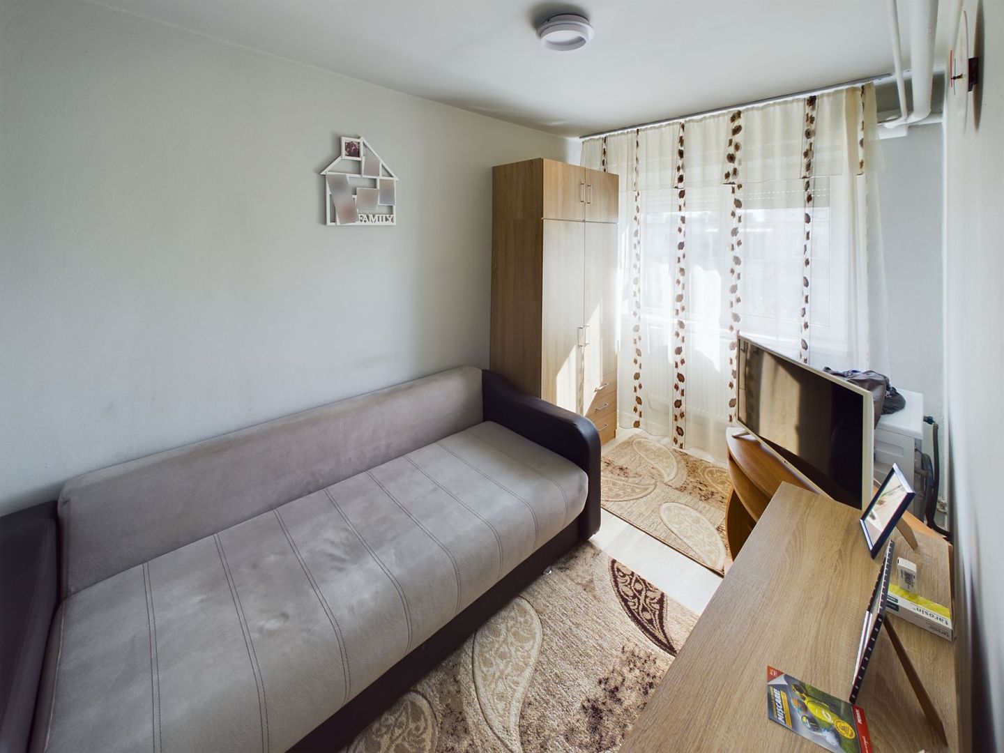 Apartament cu 4 camere zona Fortuna - Poză 6