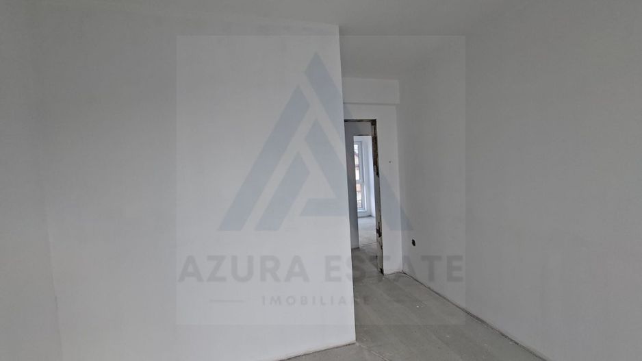 Casa moderna 4 camere 2 bai 3 locuri parcare si pivnita in Cisnadie - Poză 8