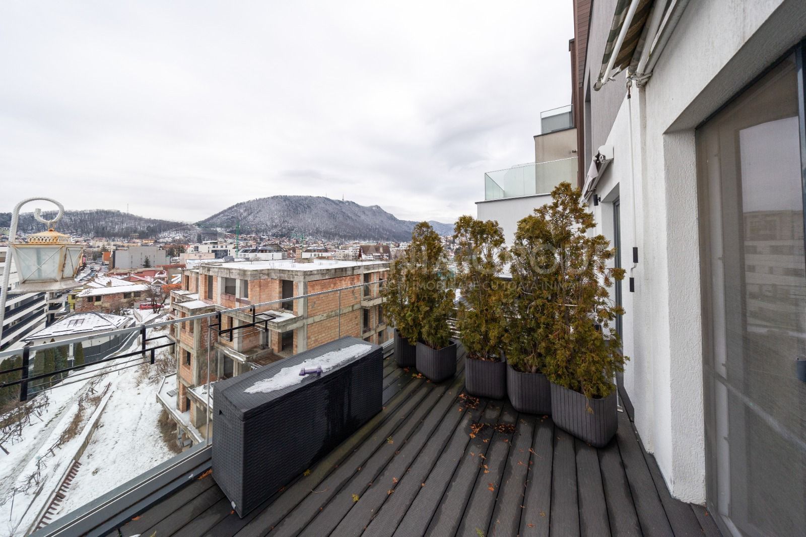 APARTAMENT 2 CAMERE – DEALUL MORII RESIDENCE, BRAȘOV + LOC DE PARCARE SI BOXA - Poză 11