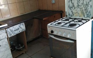 BRASADAS vinde garsoniera 22mp. pe Ostrovului la etajul 2/4. - Poză 3