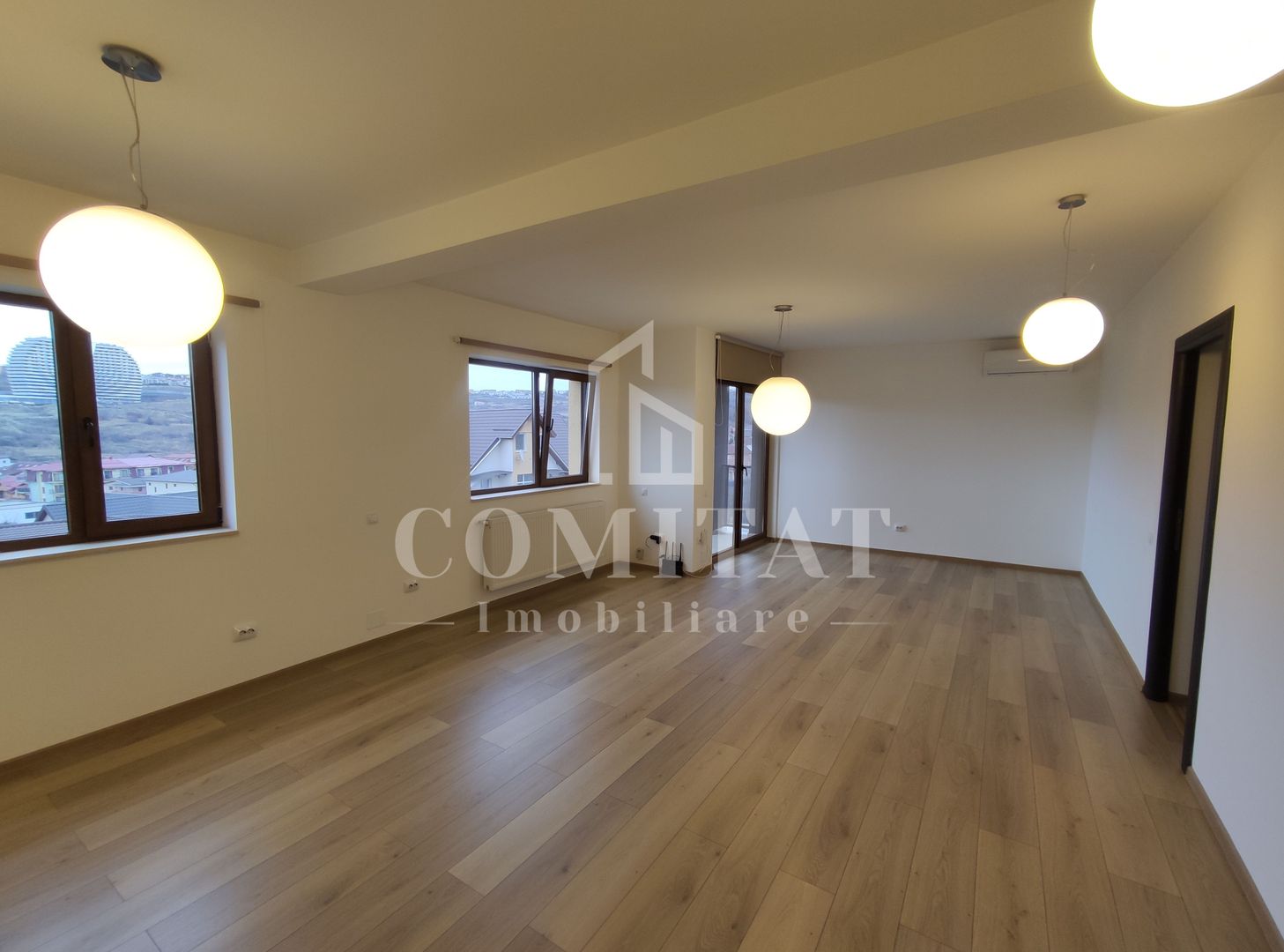Apartament 3 camere | finisat modern | retras de la stradă - Poză 2