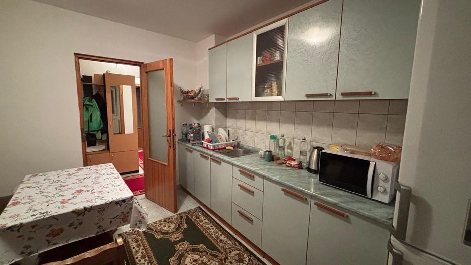 Aradului-Torontalului | 3 camere | Decomandat | Centrala Proprie | 2 bai - Poză 3