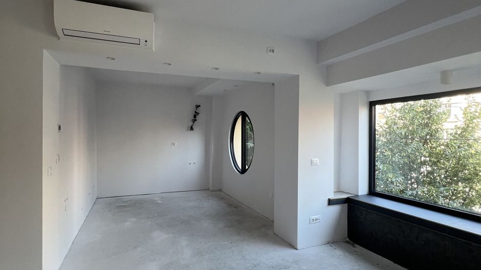 SAD CU VEDERE PANORAMICA - Poză 14