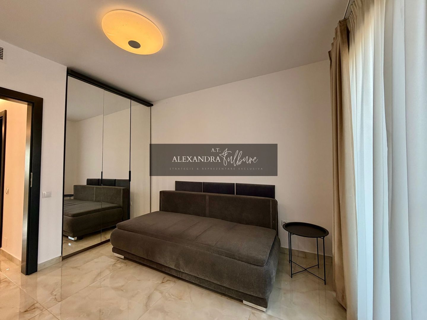 Penthouse de vanzare | 3 camere | 2 bai | 76mp | terasa 76mp | garaj - Poză 9