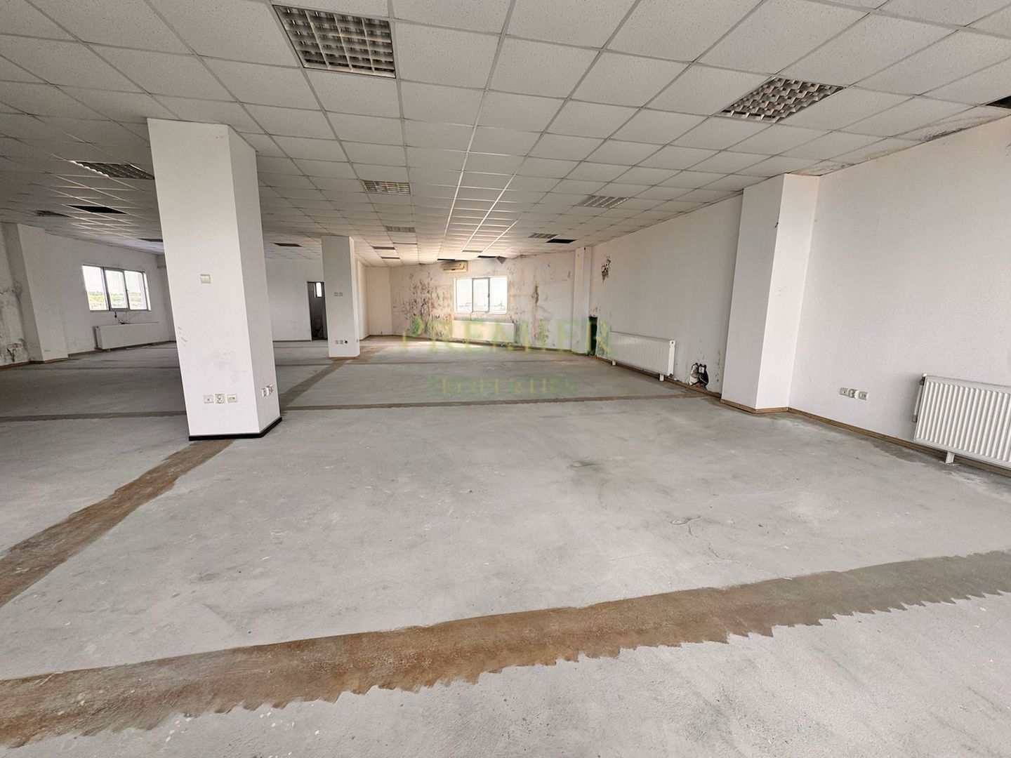 Cladire  producție, depozitare, birouri sau investiții în spații comerciale - Poză 5