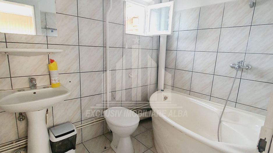 Casa de inchiriat pentru muncitori in Alba Iulia - Poză 6