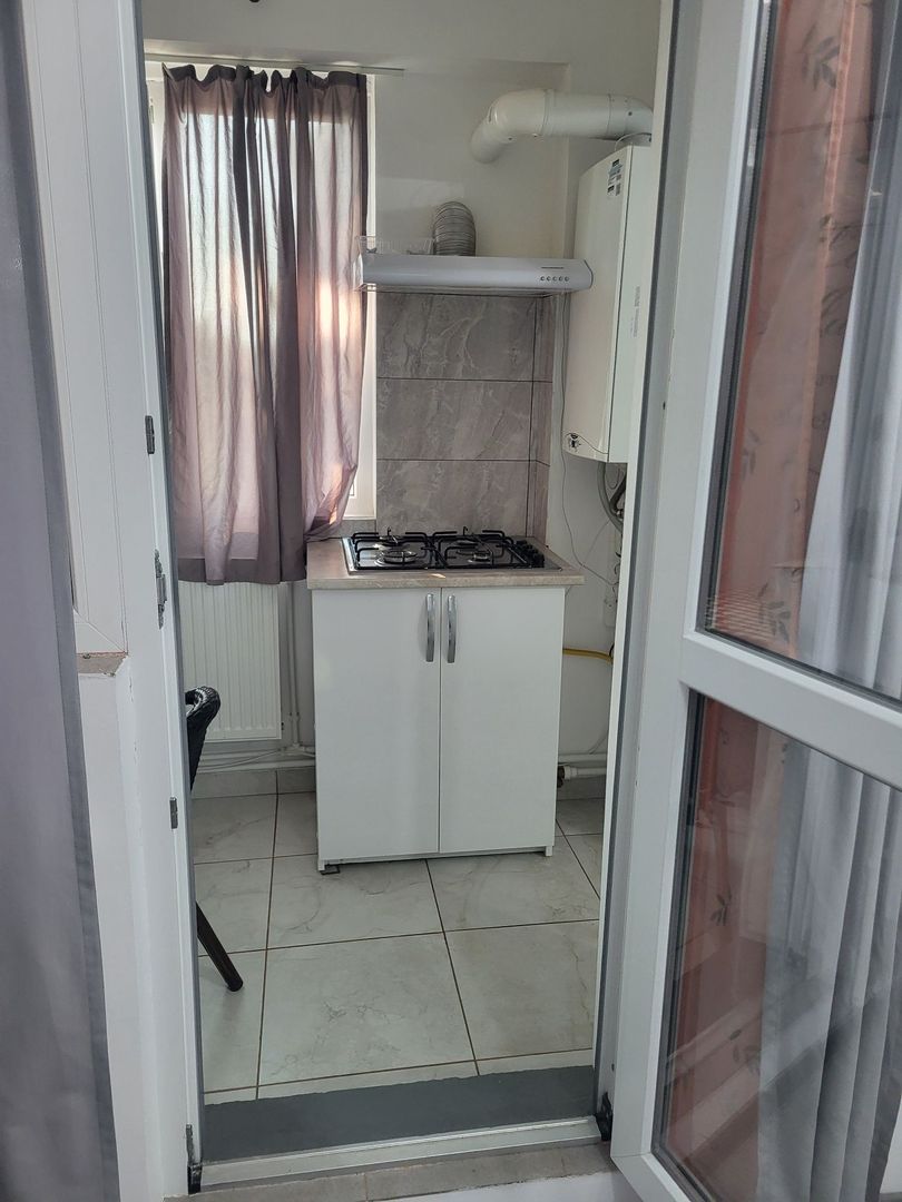 De inchiriat apartament 1 camera - zona IC Frimu - Poză 4