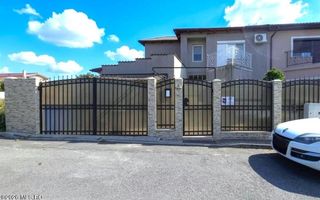 Techirghiol - Centru, casa tip duplex P+M, lot 293 mp si 154 mp utili! - Poză 1