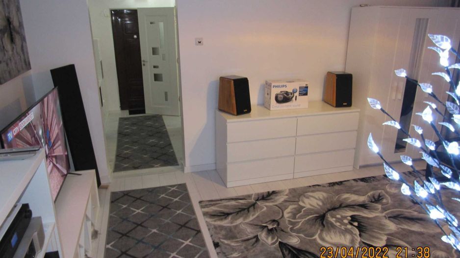 Apartament 3 camere ,  disponibil imediat, Metrou 1 Dec. 1918, Sect.3 - Poză 2