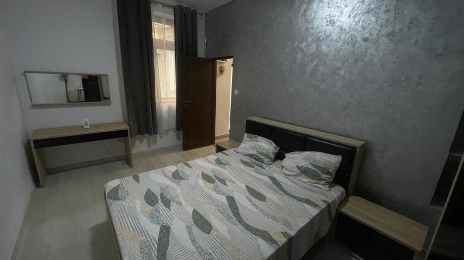 De Inchiriat apartamemt 2 Camere Unirii - Centrul Istoric sect 1 - Poză 2