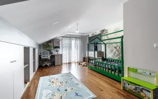 Vilă de lux, pentru o familie numeroasă, Spațiu, confort și intimitate - Poză 28