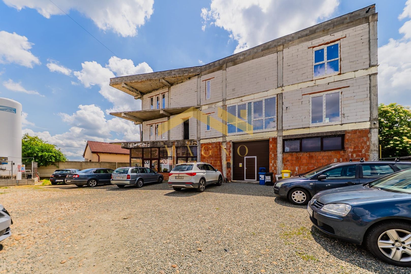 Bloc cu 12 Apartamente si Hala Industriala-Oferta Speciala/Sannicolau - Poză 3