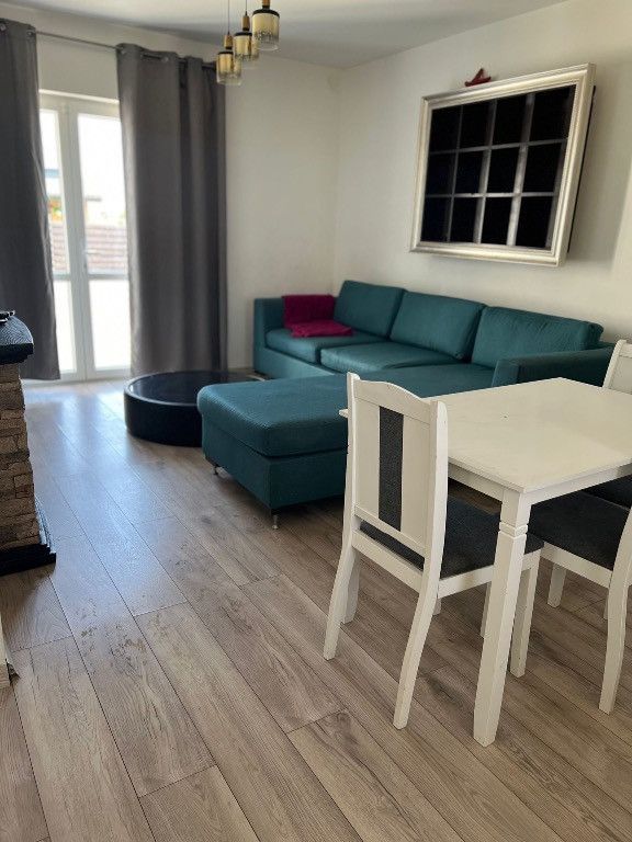 Sau/închiriez casa P+1E capătul Comunei Berceni Mănăstirea Sf. Treime - Poză 2