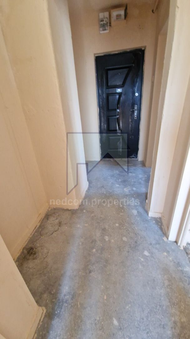 Vanzare apartament 3 camere - Poză 2