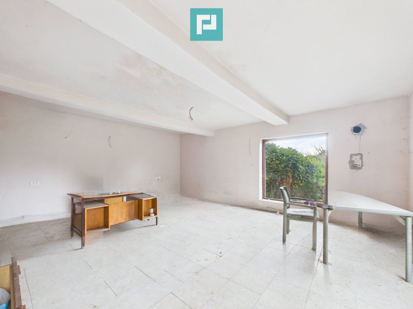 Casă cu teren de 1800 mp, în Buteni, Arad - Poză 17