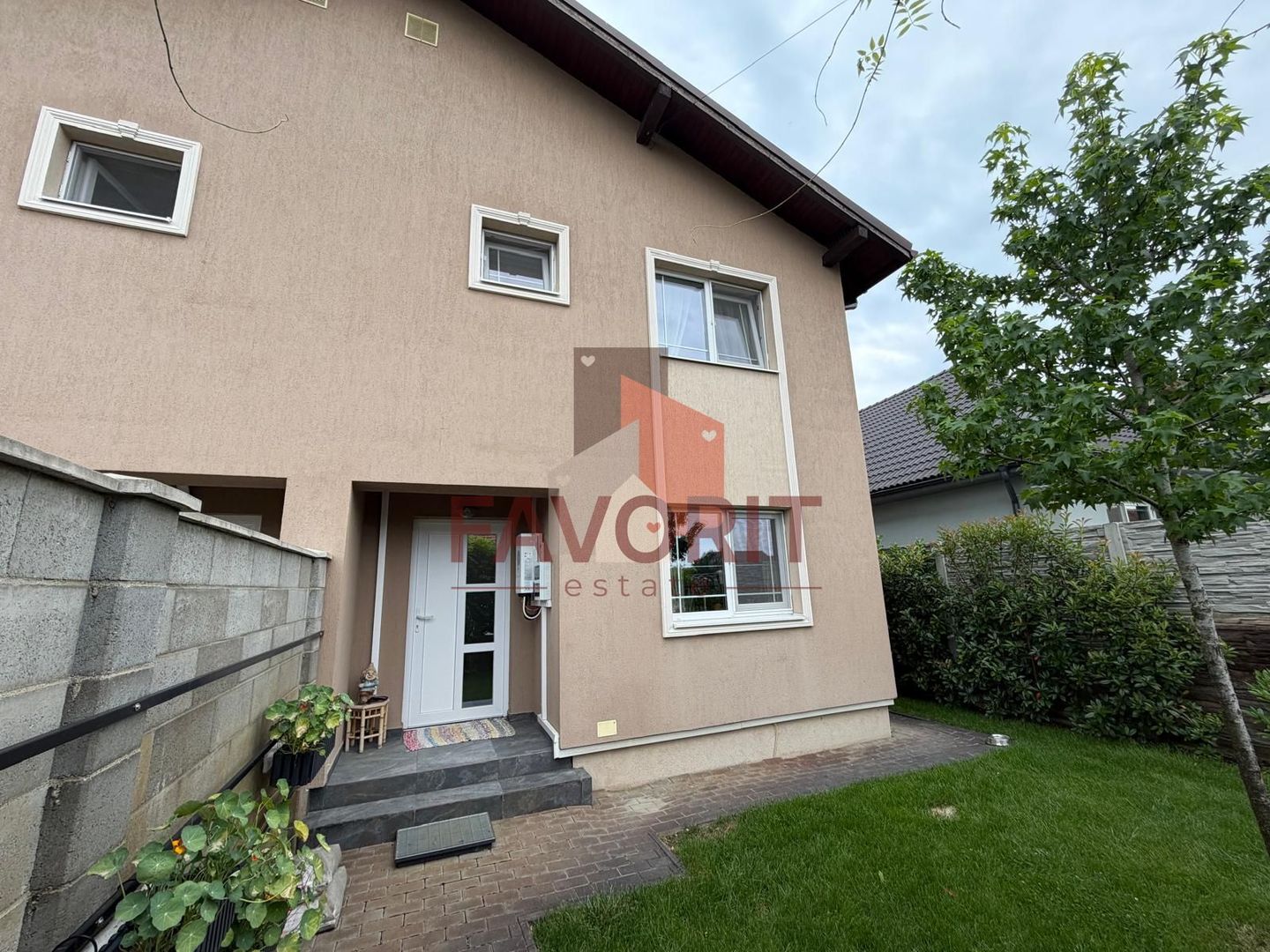 Duplex | 4 camere | Mobilat | Panouri solare | Asfalt | Utvin | - Poză 21