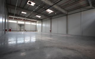 Spațiu industrial de 1.250  mp de închiriat - Poză 1