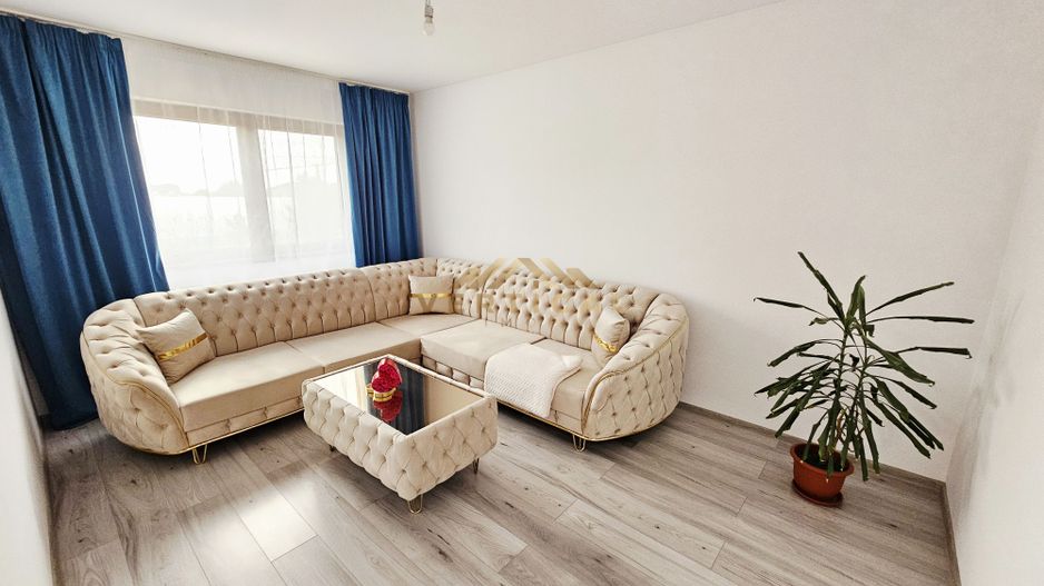 Vila 6 camere la intrare in Dobreni - Poză 1