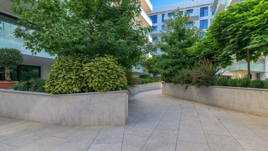 Pines Residence - Poză 4