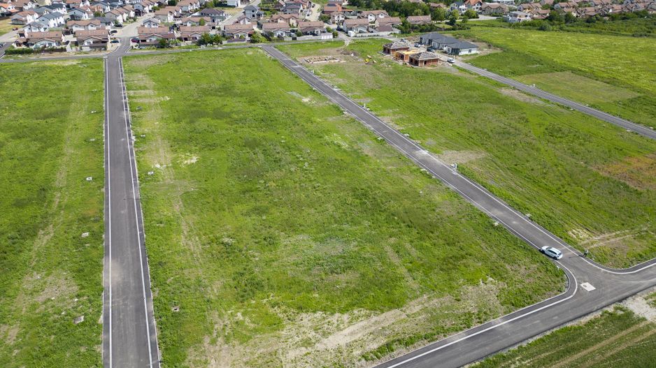 Loc de casa de 476 mp în Via Carmina - Poză 5