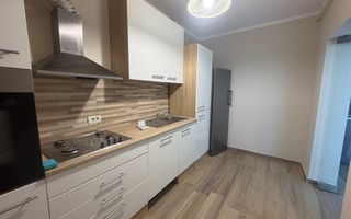 Bucatarie inchisa. Curte proprie. Cu 2 bai - Poză 4