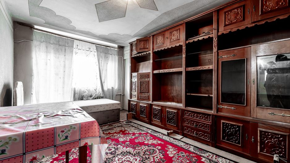 Apartament spatios in centrul orasului Chisineu Cris - Poză 2