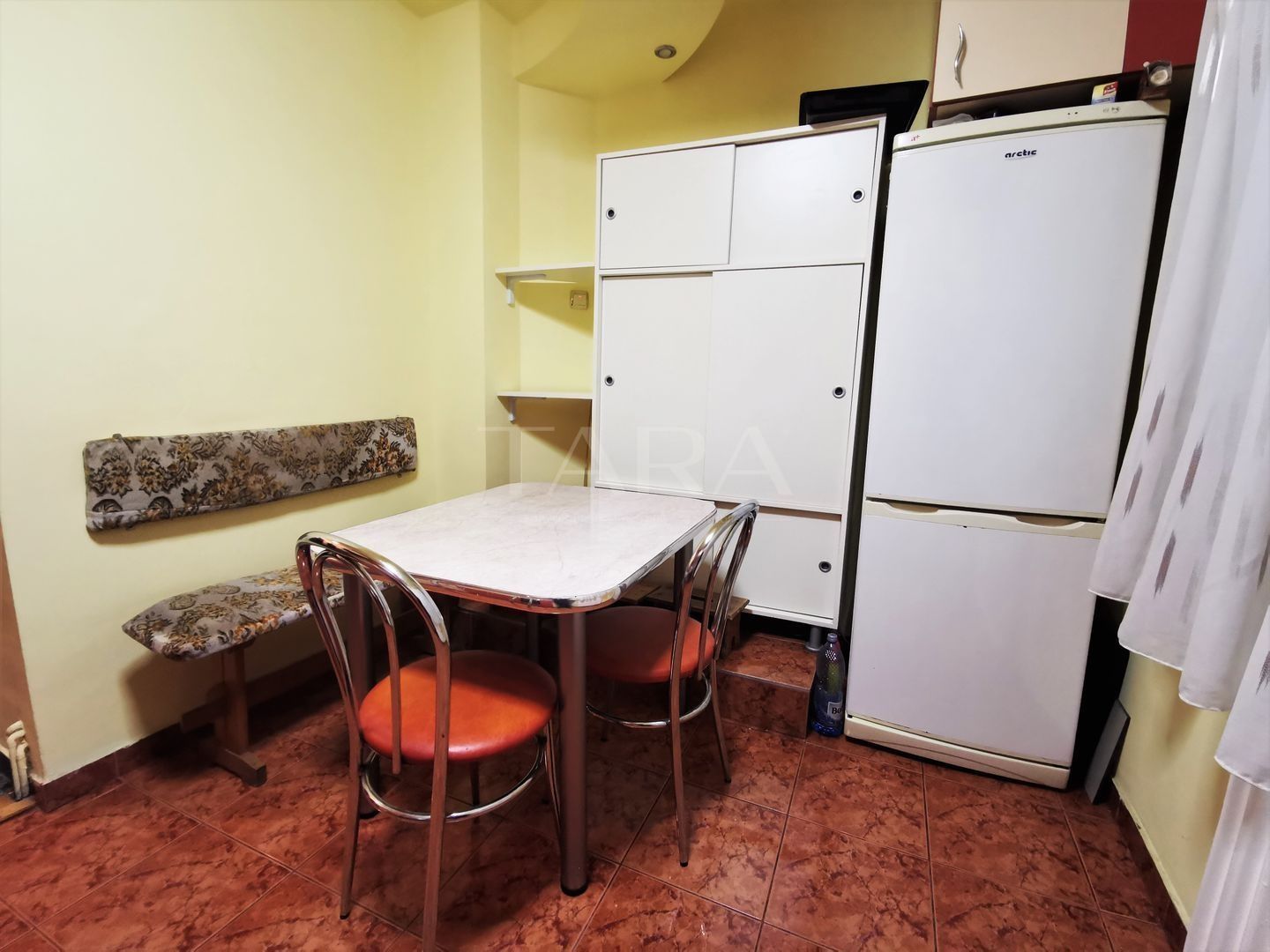 Apartament Confort sporit,  zona Parcului Central, Sala Polivalenta. - Poză 4