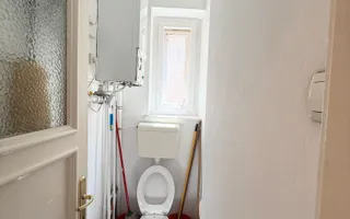 Apartament mobilat si utilat complet, zona centrala, 4 camere, 2 bai - Poză 12