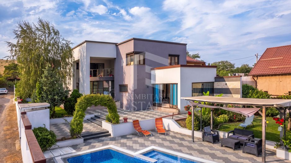 Vilă 342 mp cu piscină și 800 mp teren / 4 dormitoare / Pleașa - Poză 64