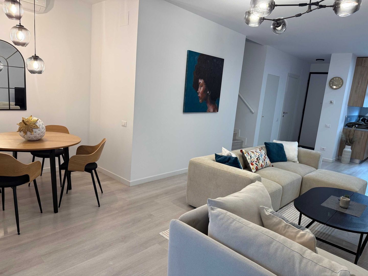 VILA in ansamblu rezidential, Pipera - Poză 1