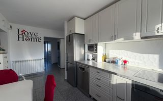 Apartament de 3 camere, decomandat, 70mp, parcare, zona Iulius Mall - Poză 11