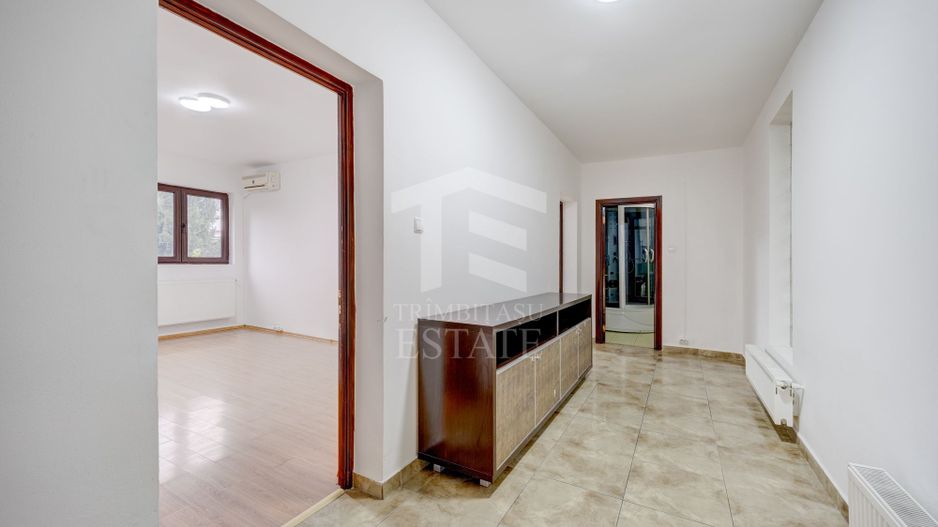 Casa Timpuri Noi 2010 P+1+M 220M - Poză 17