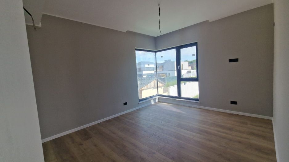 Casă nouă de vânzare lângă Pădurea Tunari – 5 camere, 306 mp teren - Poză 8