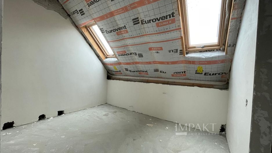 Casa spatioasa cu 1000 mp teren in Aiton - Poză 14