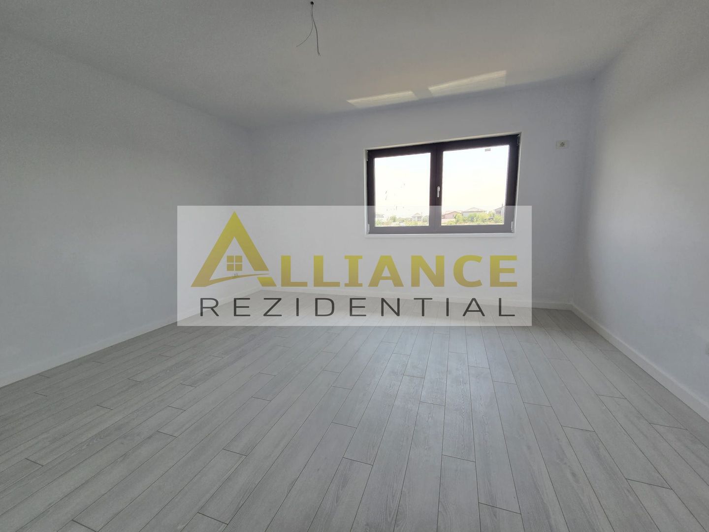Vila 3 Camere | Gata de mutare - Poză 10