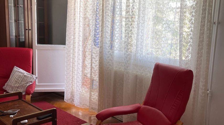 4  camere  decomandat,  et. 2 din 4,Circumvalațiunii-Favorit - Poză 3