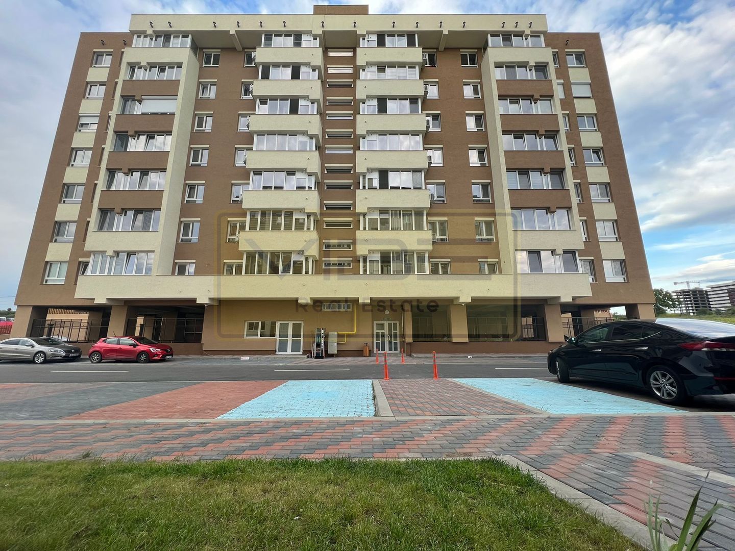 Apartament 3 camere 2 bai+parcare acoperita Copou - Poză 36