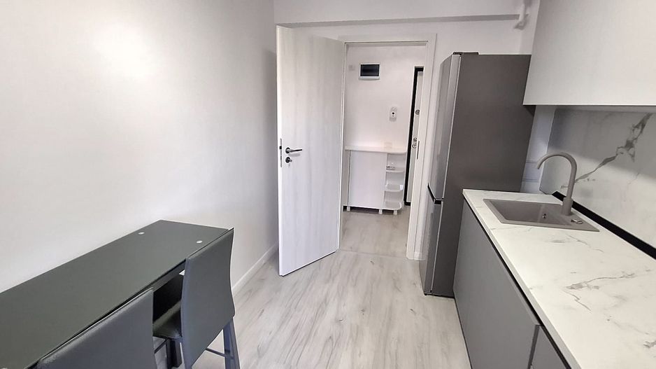 Apartament 2 camere decomandat Metrou Aparatori - Drumul Binelui - Poză 28